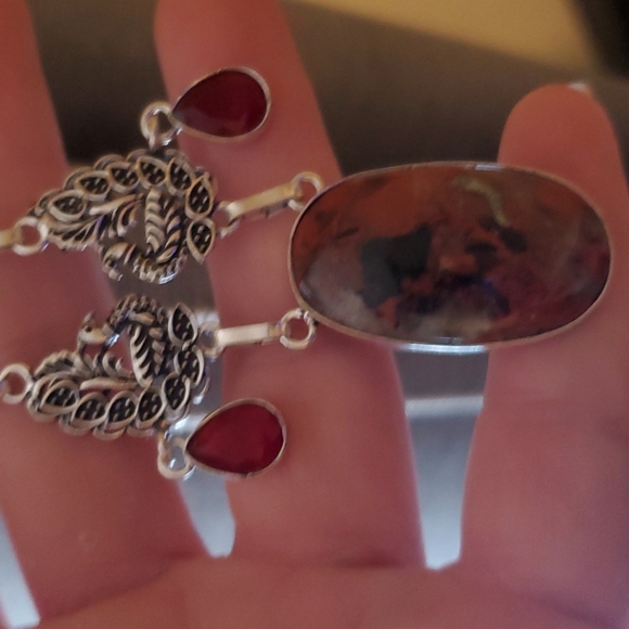 New Red Brecciated Jasper & Red Onyx Jewelry Set. - Picture 7 of 9